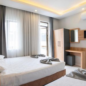 Chambre Standarde Triple